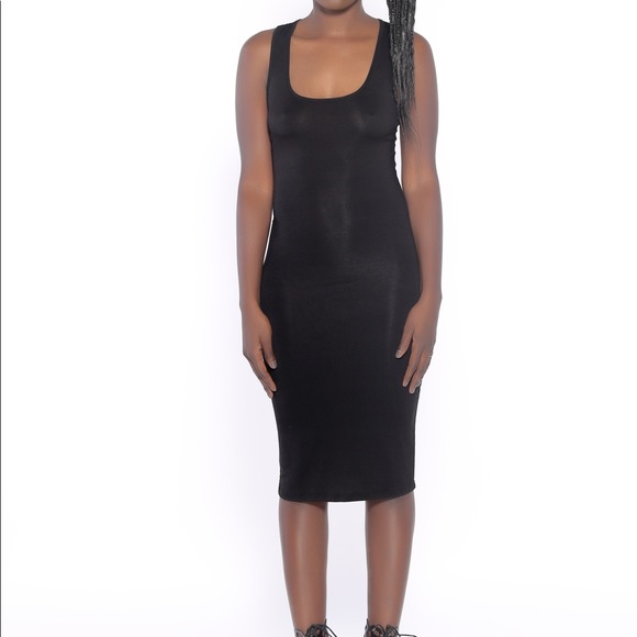 Black Basic Dress - Picture 1 of 5